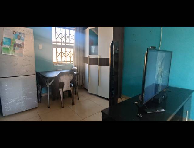 3 BEDROOM HOUSE FOR SALE IN PROTEA GLEN